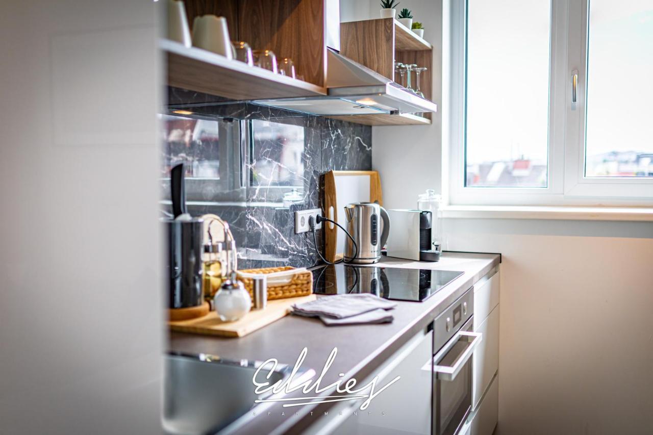 Eddie’s Design Apartment *