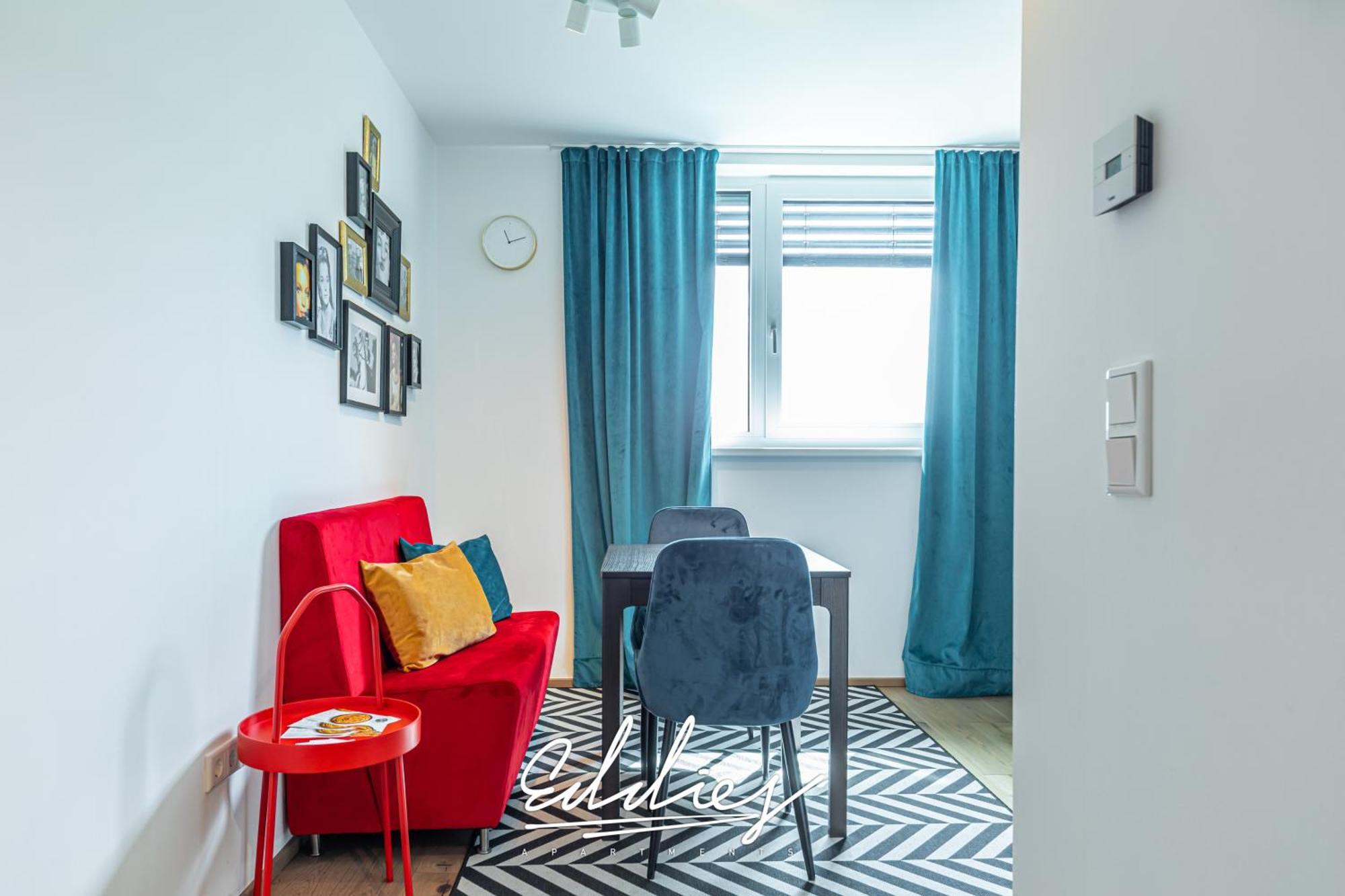 Eddie’s Design Apartment *